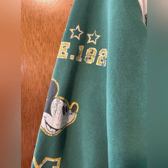 H&M Disney Mickey Mouse Oversized Sweatshirt Small Colorblock Graphic - Picture 5 of 10